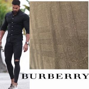 Burberry Texture Plaid Long Sleeve Shirt Small 100% cotton w tone on tone plaid